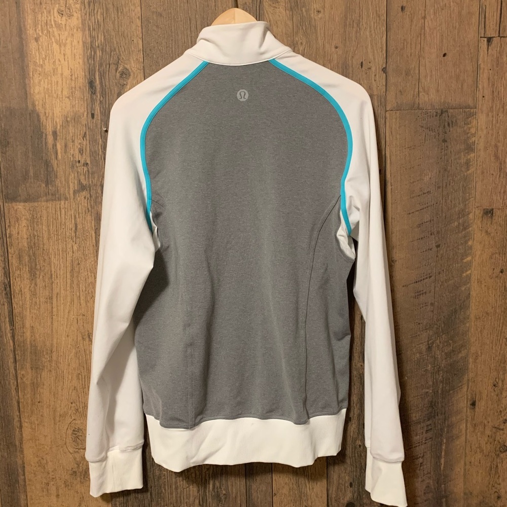 Lululemon Warm Up